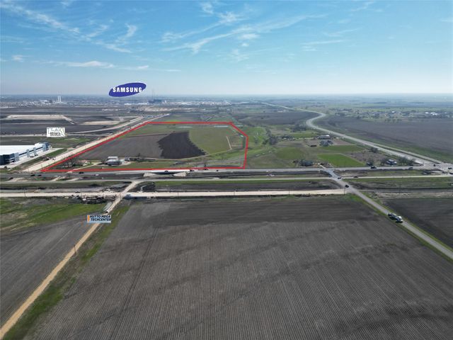 1251 Fm 3349, Taylor, TX 76574
