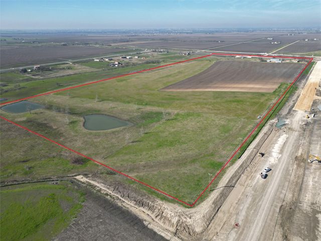 1251 Fm 3349, Taylor, TX 76574