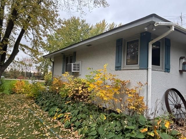 7668 Military Road, Woodbury, MN 55129