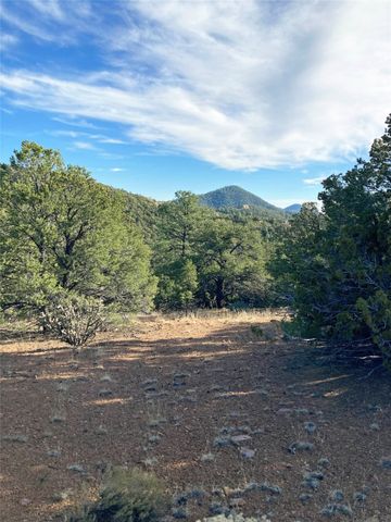 205 Double Arrow A, Santa Fe, NM 87505