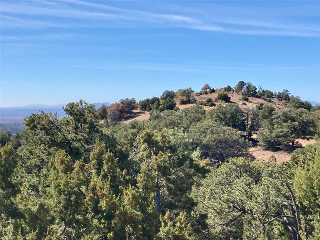 205 Double Arrow A, Santa Fe, NM 87505