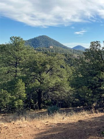 205 Double Arrow A, Santa Fe, NM 87505