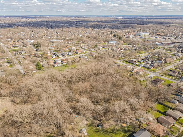 14301 Hamlin Avenue, Midlothian, IL 60445
