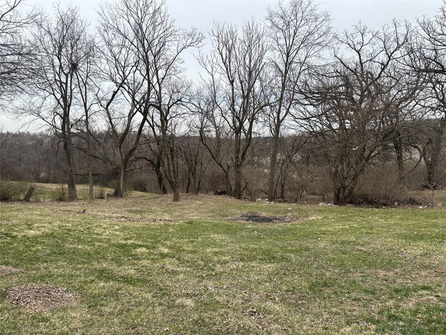 718 W 8th Street N, Newton, IA 50208