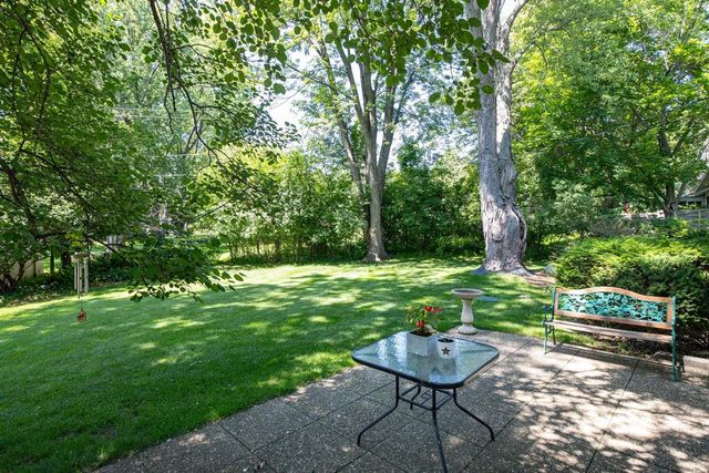 6021 N ROSEWOOD DRIVE, Appleton, WI 54913