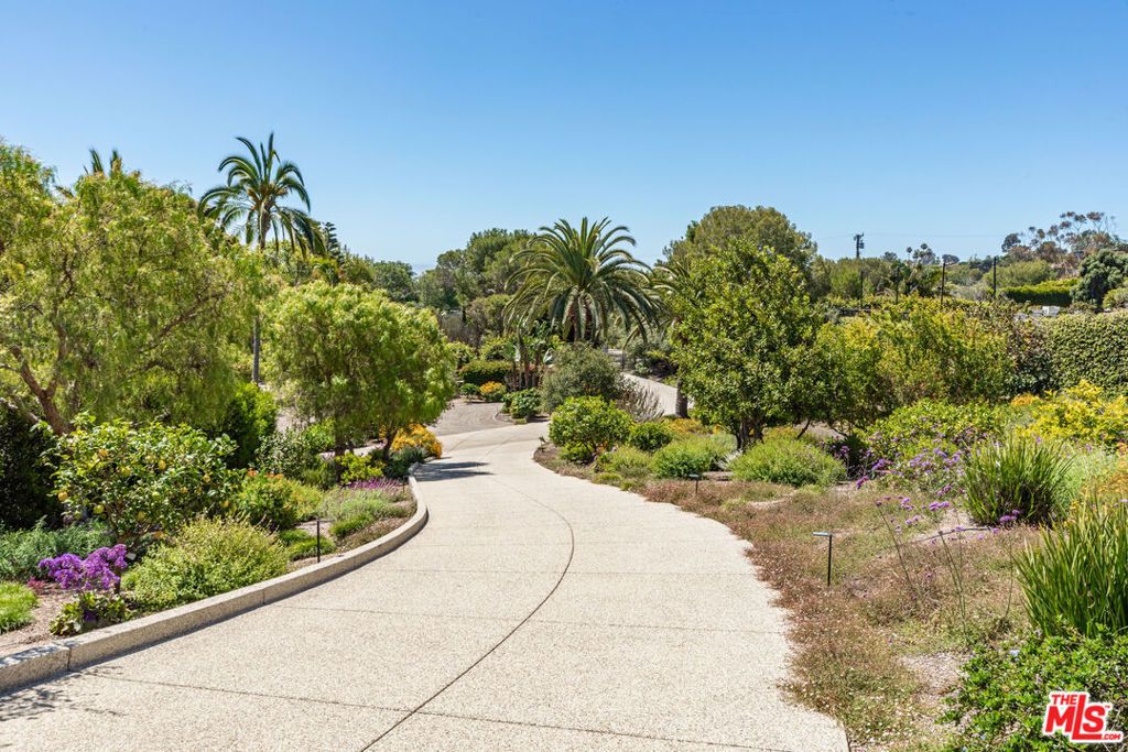 28901 Boniface Drive, Malibu, CA 90265 — photo 2