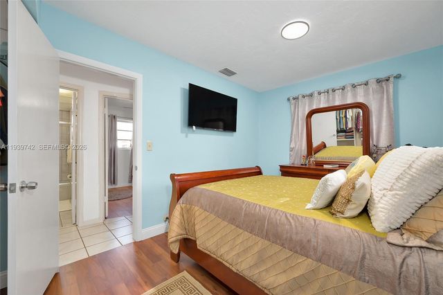 11431 SW 193rd Ter, Miami, FL 33157