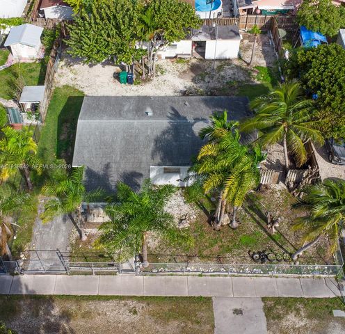 11431 SW 193rd Ter, Miami, FL 33157