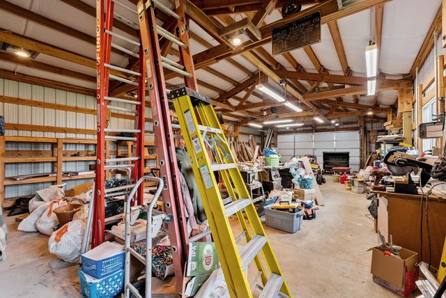 11715 N Honeymoon Bay Rd, Newman Lake, WA 99025