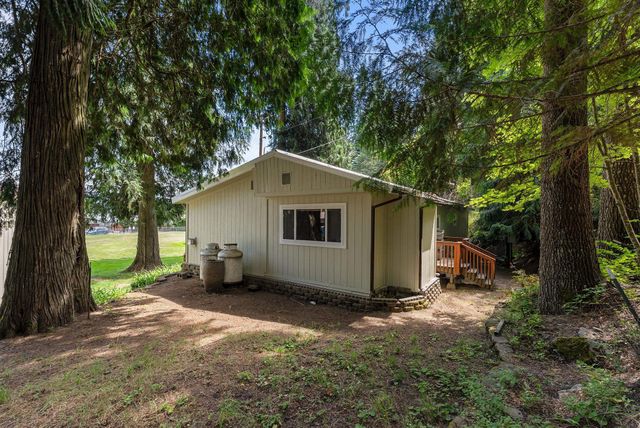 11715 N Honeymoon Bay Rd, Newman Lake, WA 99025