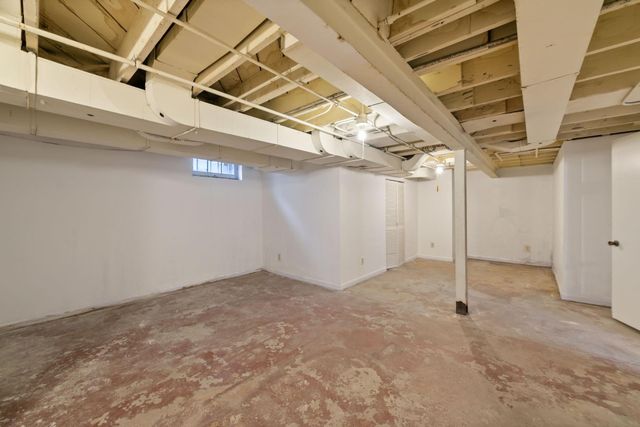 1368 Hartford Avenue, Saint Paul, MN 55116