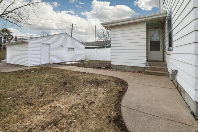 1368 Hartford Avenue, Saint Paul, MN 55116