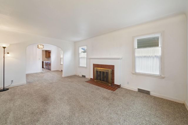 1368 Hartford Avenue, Saint Paul, MN 55116