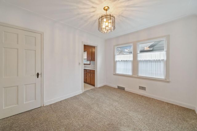 1368 Hartford Avenue, Saint Paul, MN 55116