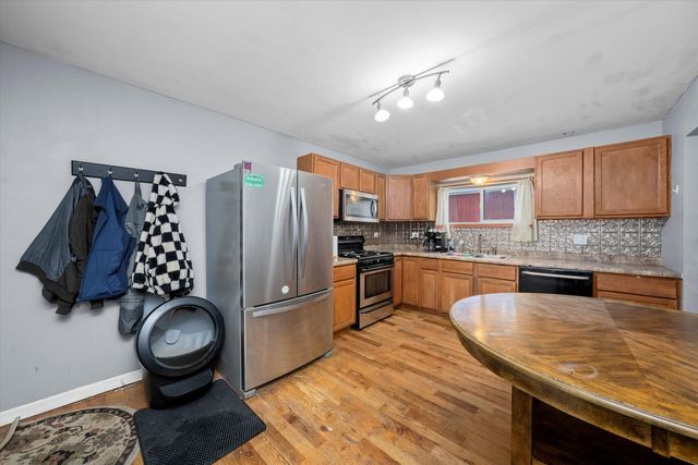 9154 Ridgeland Avenue, Oak Lawn, IL 60453