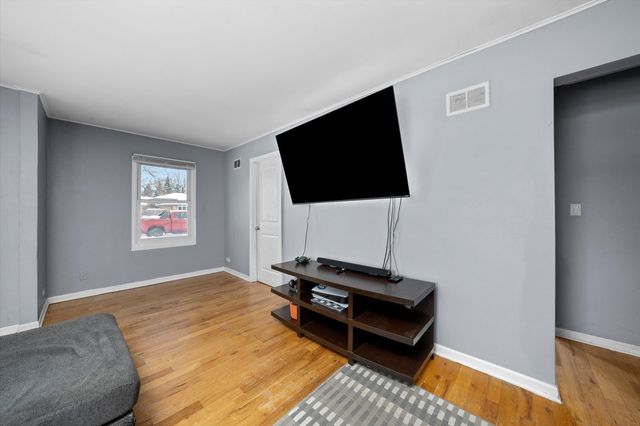 9154 Ridgeland Avenue, Oak Lawn, IL 60453