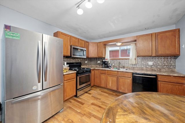 9154 Ridgeland Avenue, Oak Lawn, IL 60453