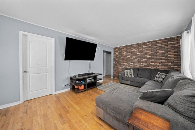 9154 Ridgeland Avenue, Oak Lawn, IL 60453