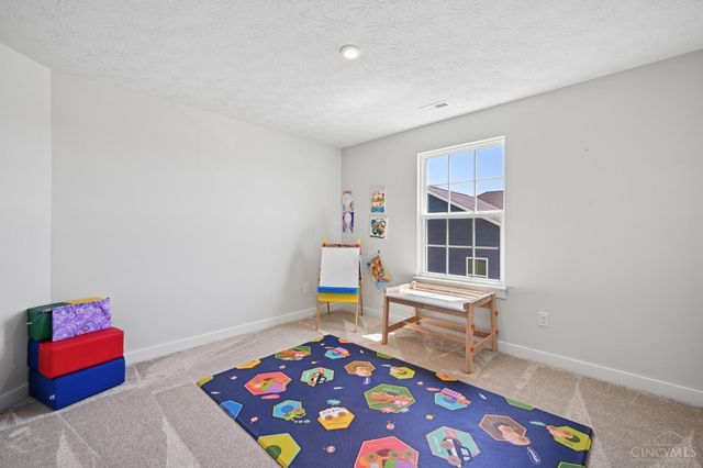 438 Pleasant Ridge Drive, Lebanon, OH 45036