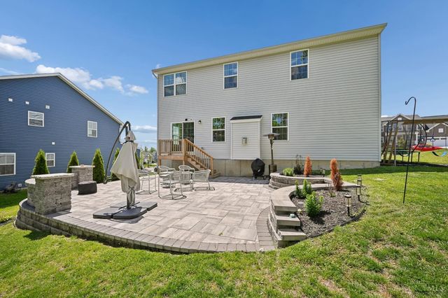 438 Pleasant Ridge Drive, Lebanon, OH 45036