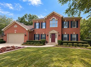 2310 Big Woods Drive, Batavia, IL 60510
