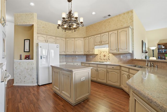 2609 Westwind Drive, Corinth, TX 76210