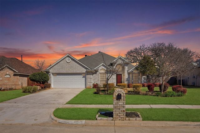 2609 Westwind Drive, Corinth, TX 76210