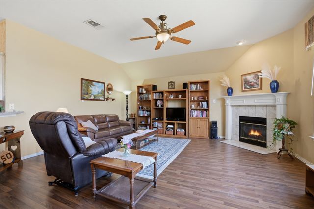 2609 Westwind Drive, Corinth, TX 76210