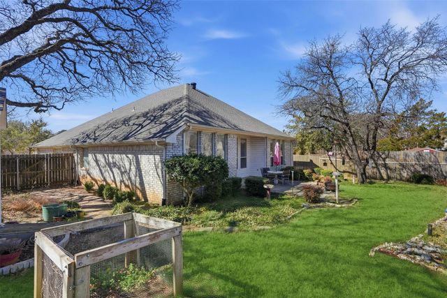 2609 Westwind Drive, Corinth, TX 76210