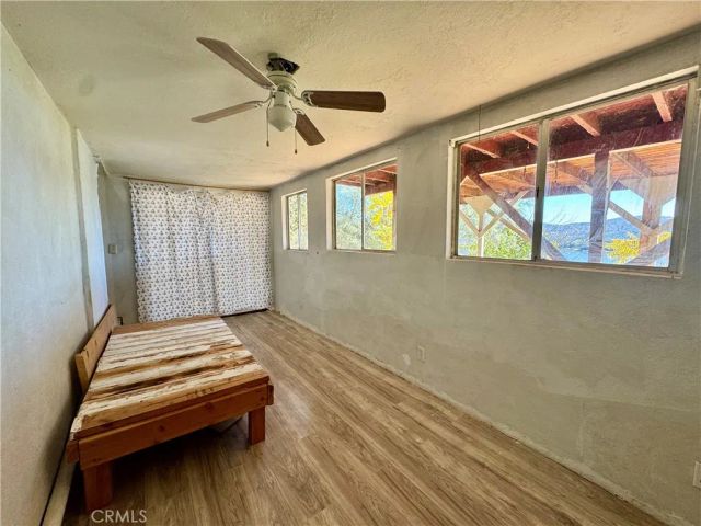 11633 Lakeview Drive, Clearlake Oaks, CA 95423