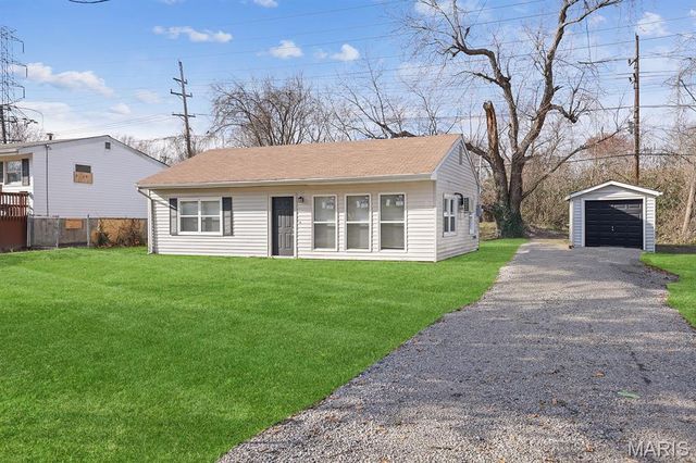 11893 Bridgevale Avenue, St Louis, MO 63138