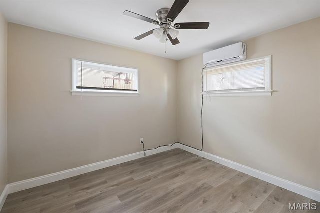 11893 Bridgevale Avenue, St Louis, MO 63138
