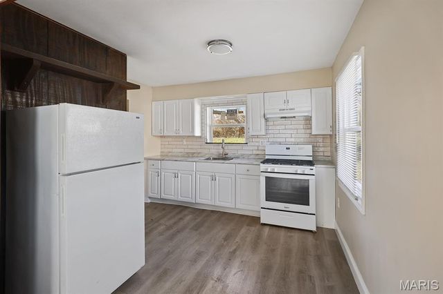 11893 Bridgevale Avenue, St Louis, MO 63138