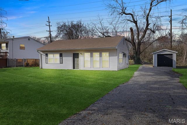 11893 Bridgevale Avenue, St Louis, MO 63138