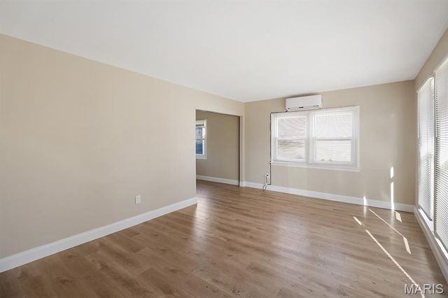 11893 Bridgevale Avenue, St Louis, MO 63138