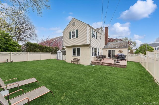 2332 Coventry Road, Baldwin, NY 11510