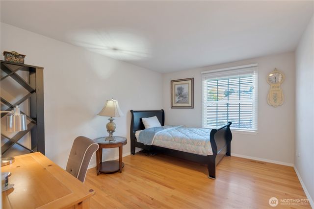3402 42nd Avenue NE, Tacoma, WA 98422