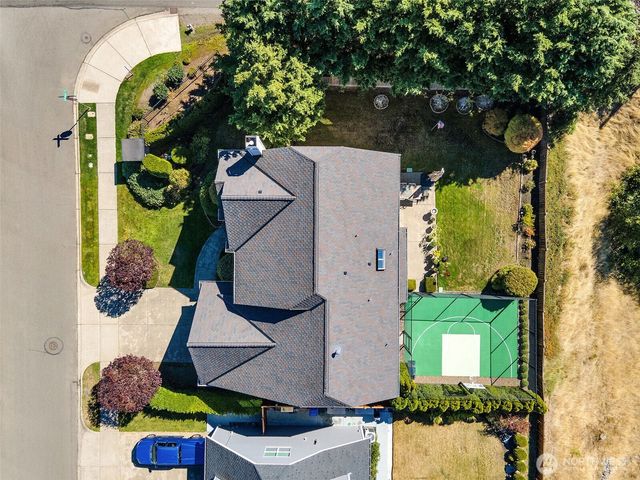 3402 42nd Avenue NE, Tacoma, WA 98422