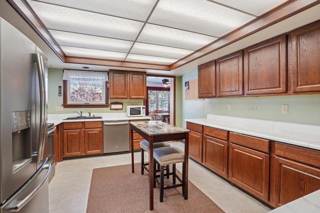 203 South Street, Juneau, WI 53039