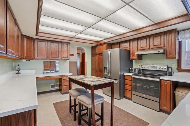 203 South Street, Juneau, WI 53039