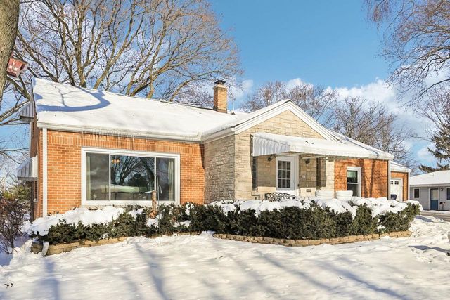 203 South Street, Juneau, WI 53039