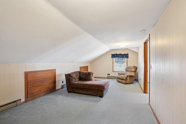 203 South Street, Juneau, WI 53039