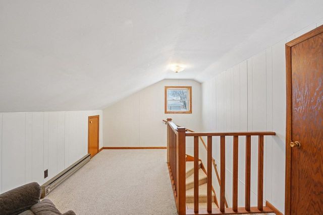 203 South Street, Juneau, WI 53039