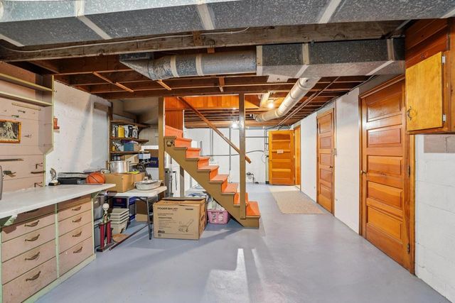 203 South Street, Juneau, WI 53039