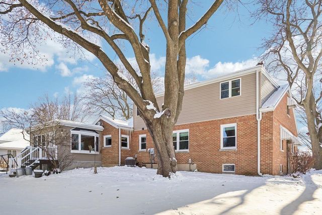 203 South Street, Juneau, WI 53039