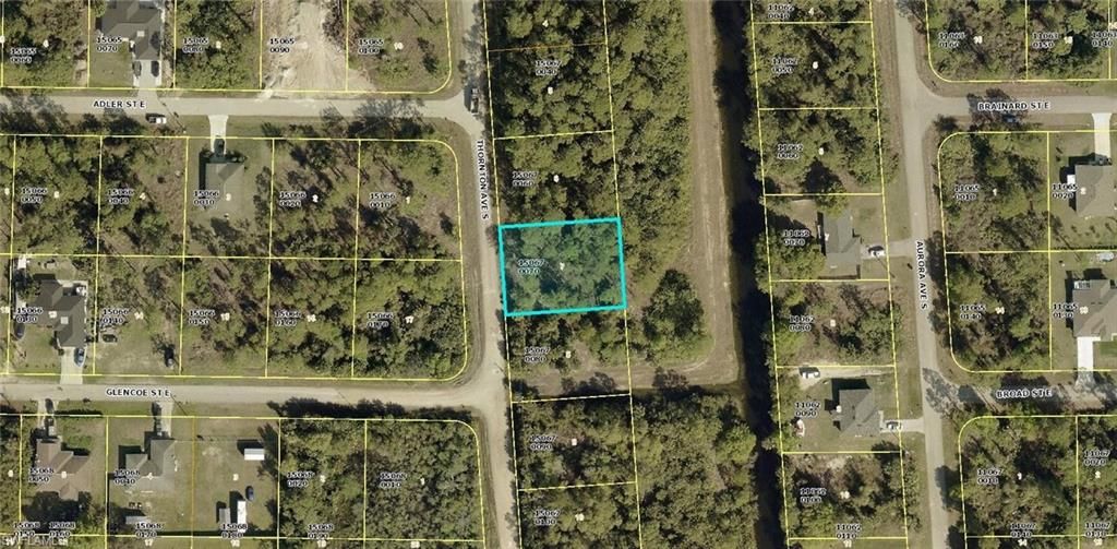 241 Thornton AVE S, LEHIGH ACRES, FL 33974 — photo 2