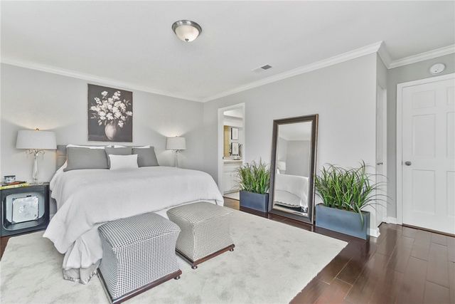 10978 Buckingham Way, Montclair, CA 91763