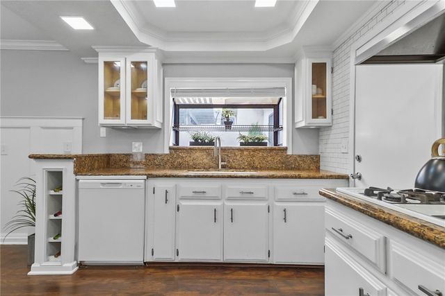 10978 Buckingham Way, Montclair, CA 91763