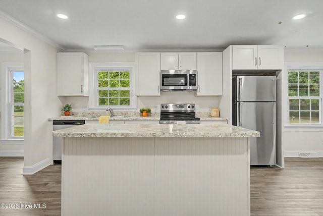 2900 Carey Road, Kinston, NC 28504