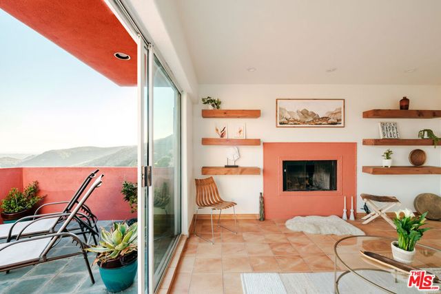 3029 Sequit Drive, Malibu, CA 90265